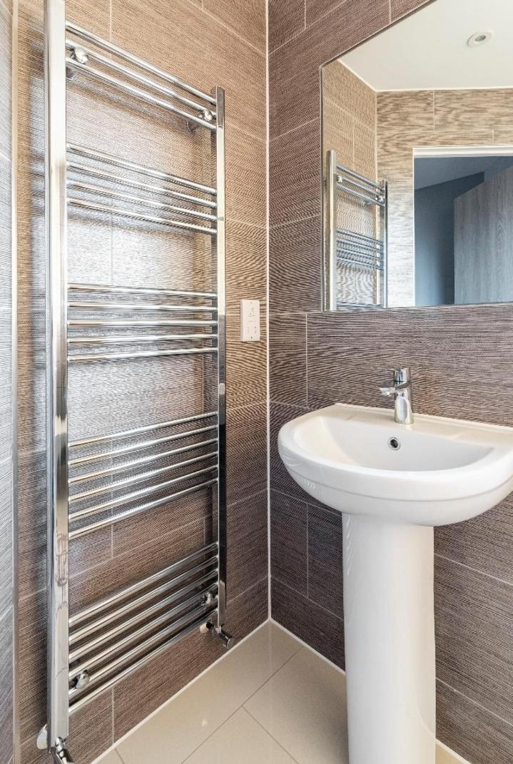 Luxury House 4 Ensuite Bedrooms, Free Parking ,Wifi Oksford Zewnętrze zdjęcie