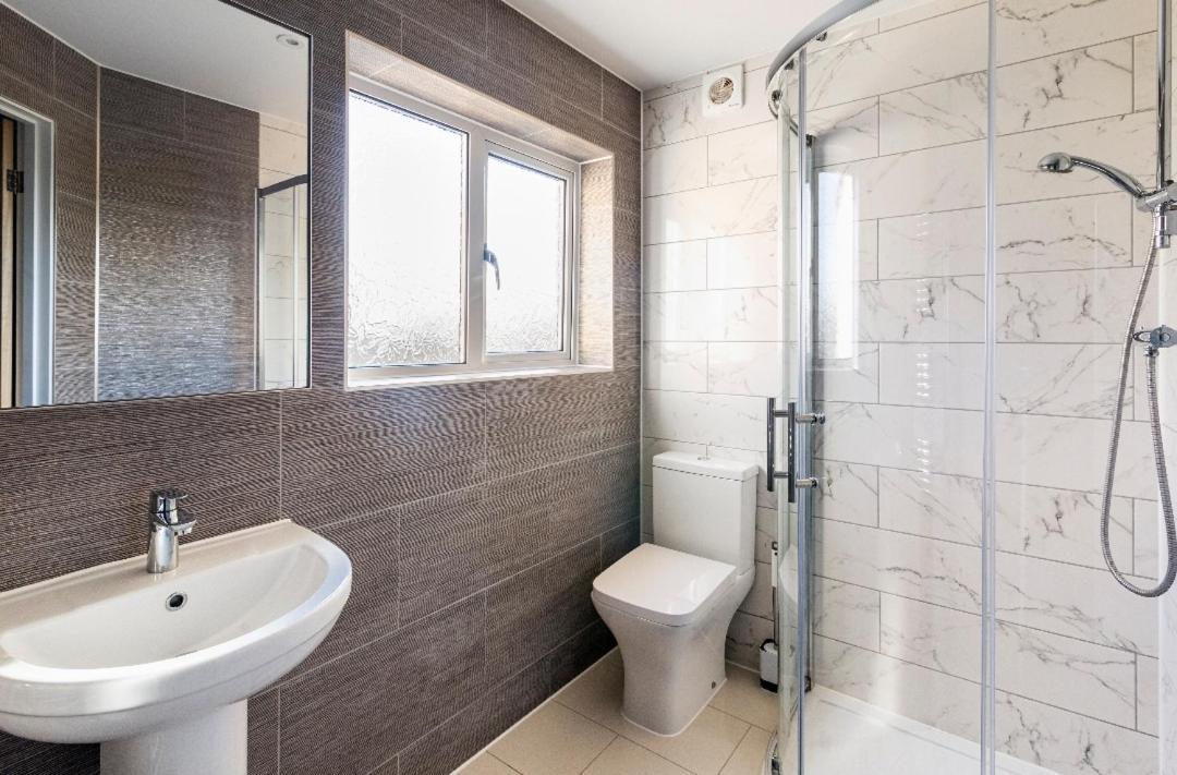 Luxury House 4 Ensuite Bedrooms, Free Parking ,Wifi Oksford Zewnętrze zdjęcie